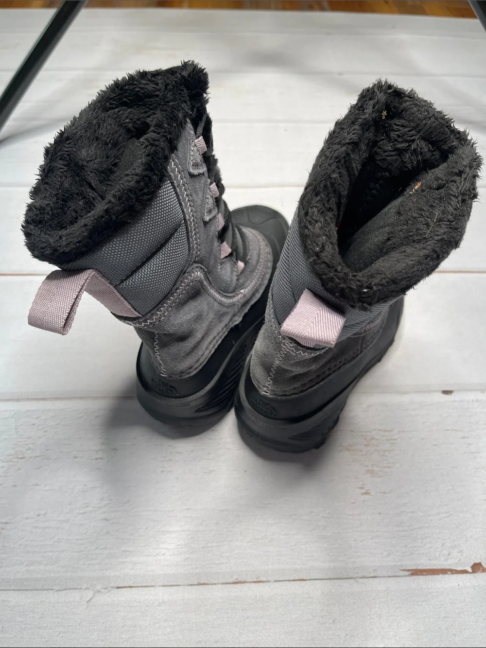 The North Face Little Girls 13 Snow Boots Heat Seeker Insulated Rubber Suede